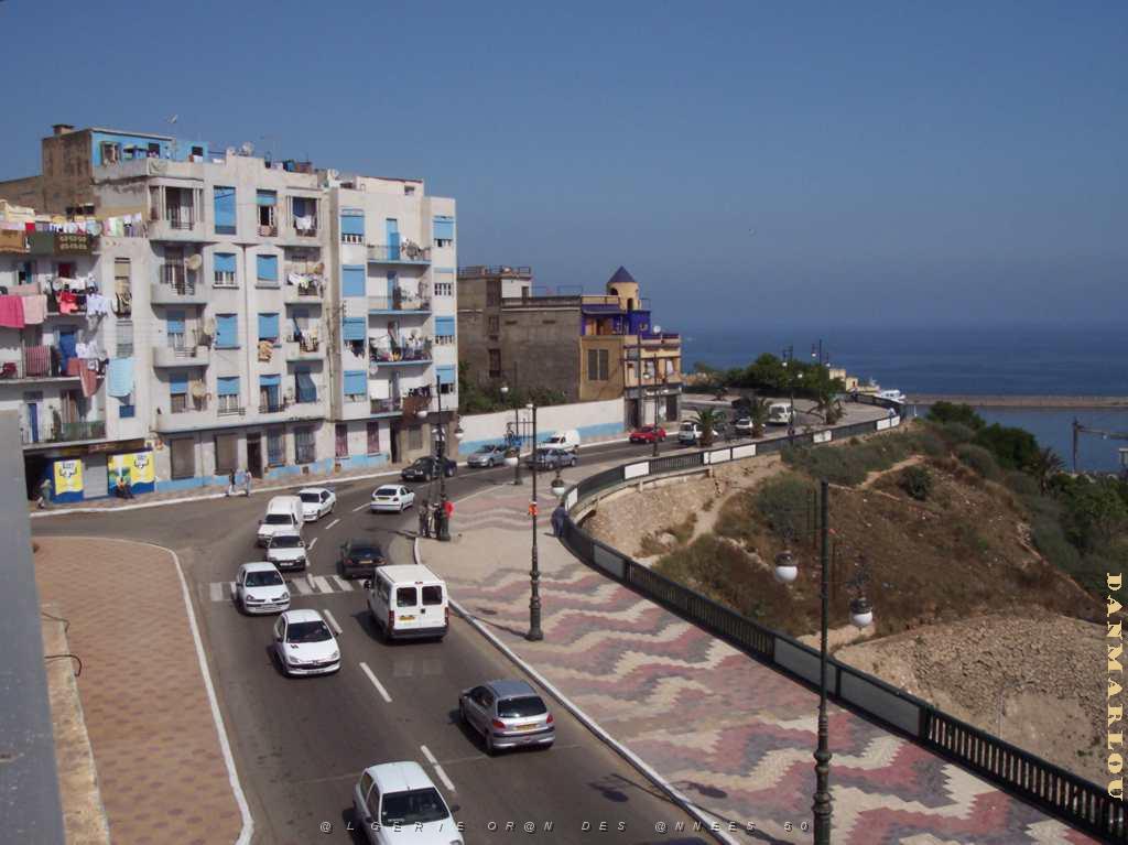 ORAN JUILLET 2007 MAISON DE CHRISTAN BD FRONT DE MER N02.JPG